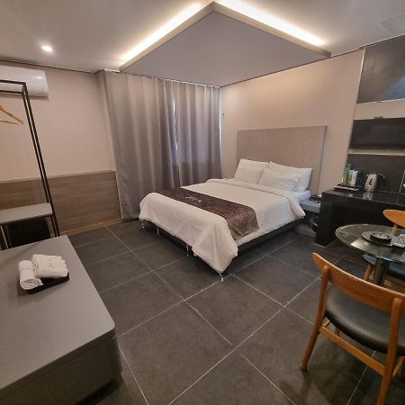 Yeoubi Hotel Jinju Ngoại thất bức ảnh
