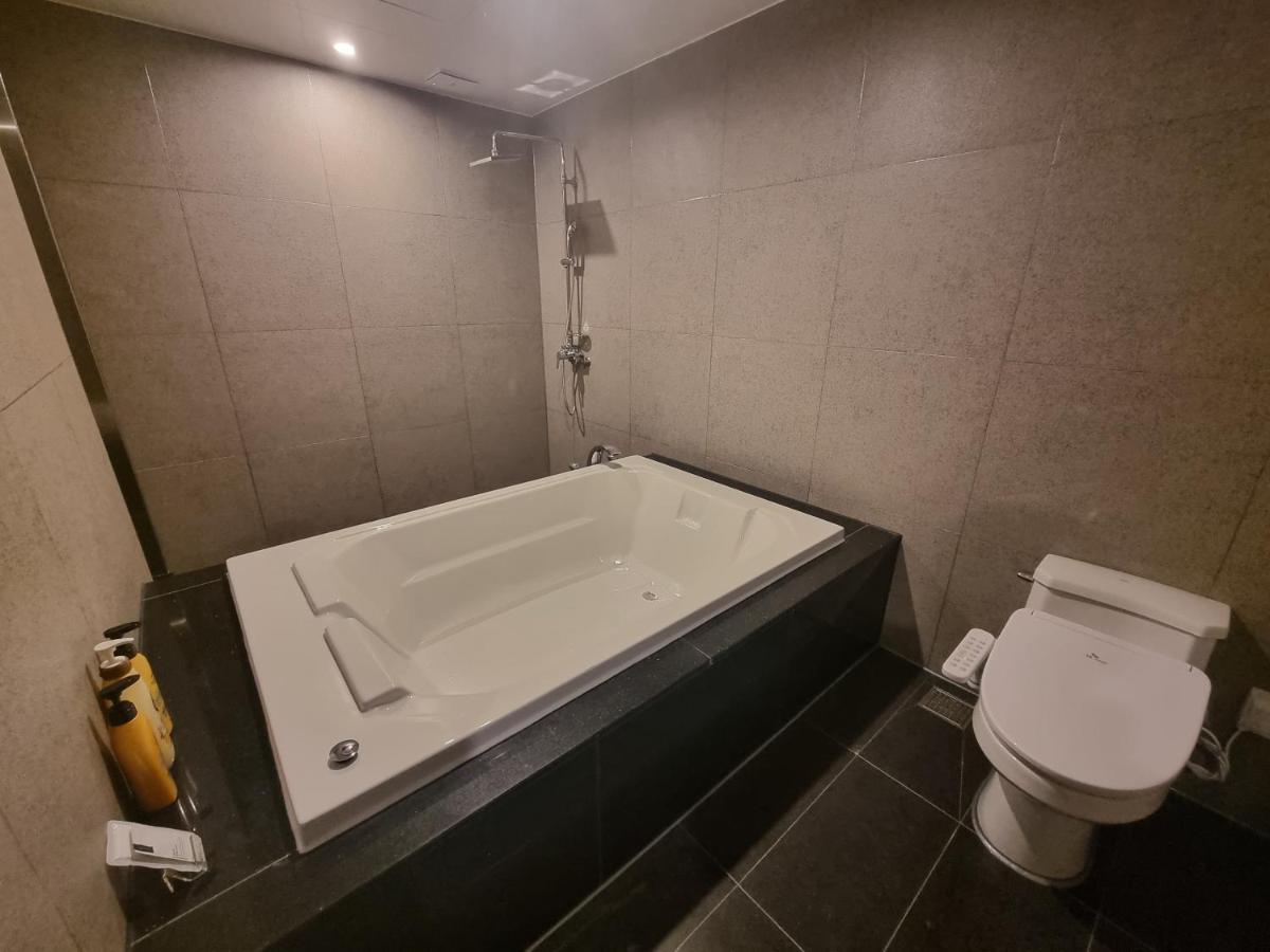 Yeoubi Hotel Jinju Ngoại thất bức ảnh